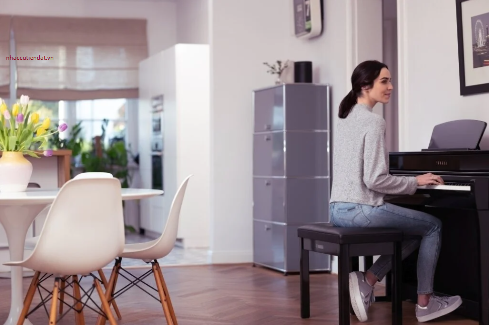 Đàn Piano điện Yamaha CLP-735 Rosewood 4