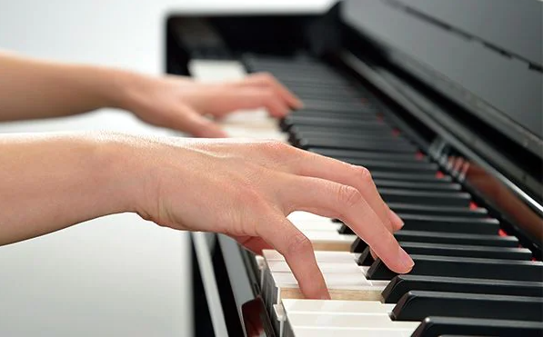 dan-piano-yamaha-clp-735b203-3 dan-piano-yamaha-clp-735b