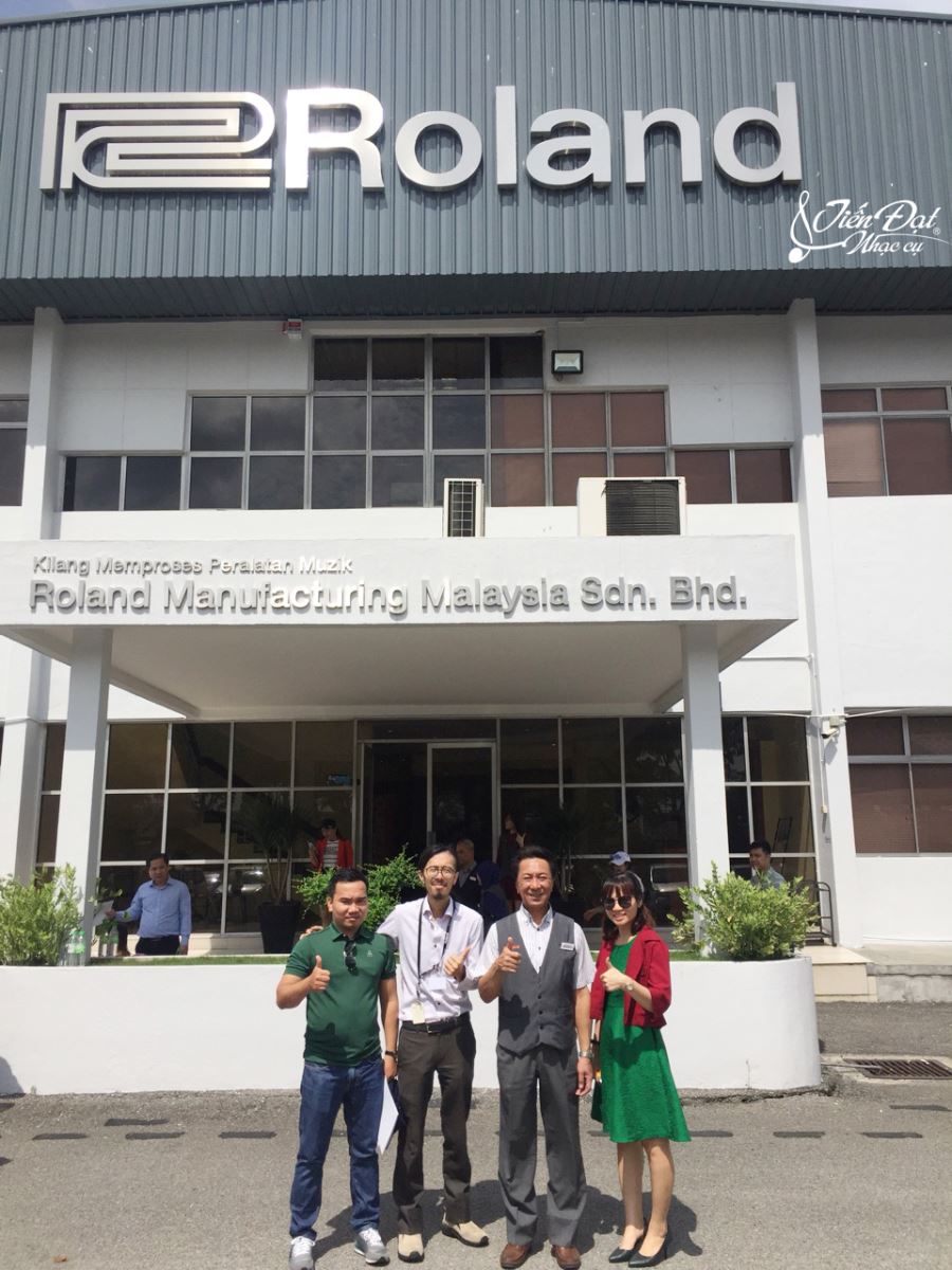 nhac cu tien dat tham nha may roland